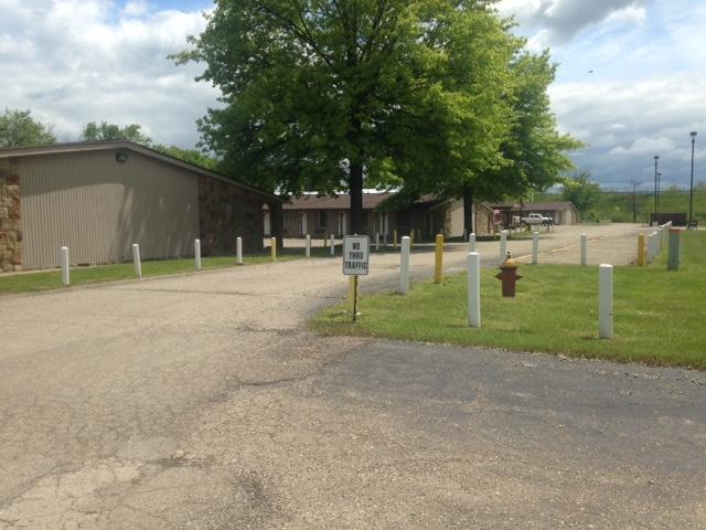 Deer Creek Motel Cambridge Exterior photo